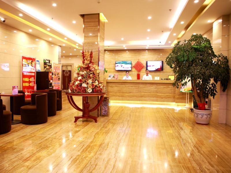 Greentree Hub Caoan Road Huajiang Branch Road Hotel